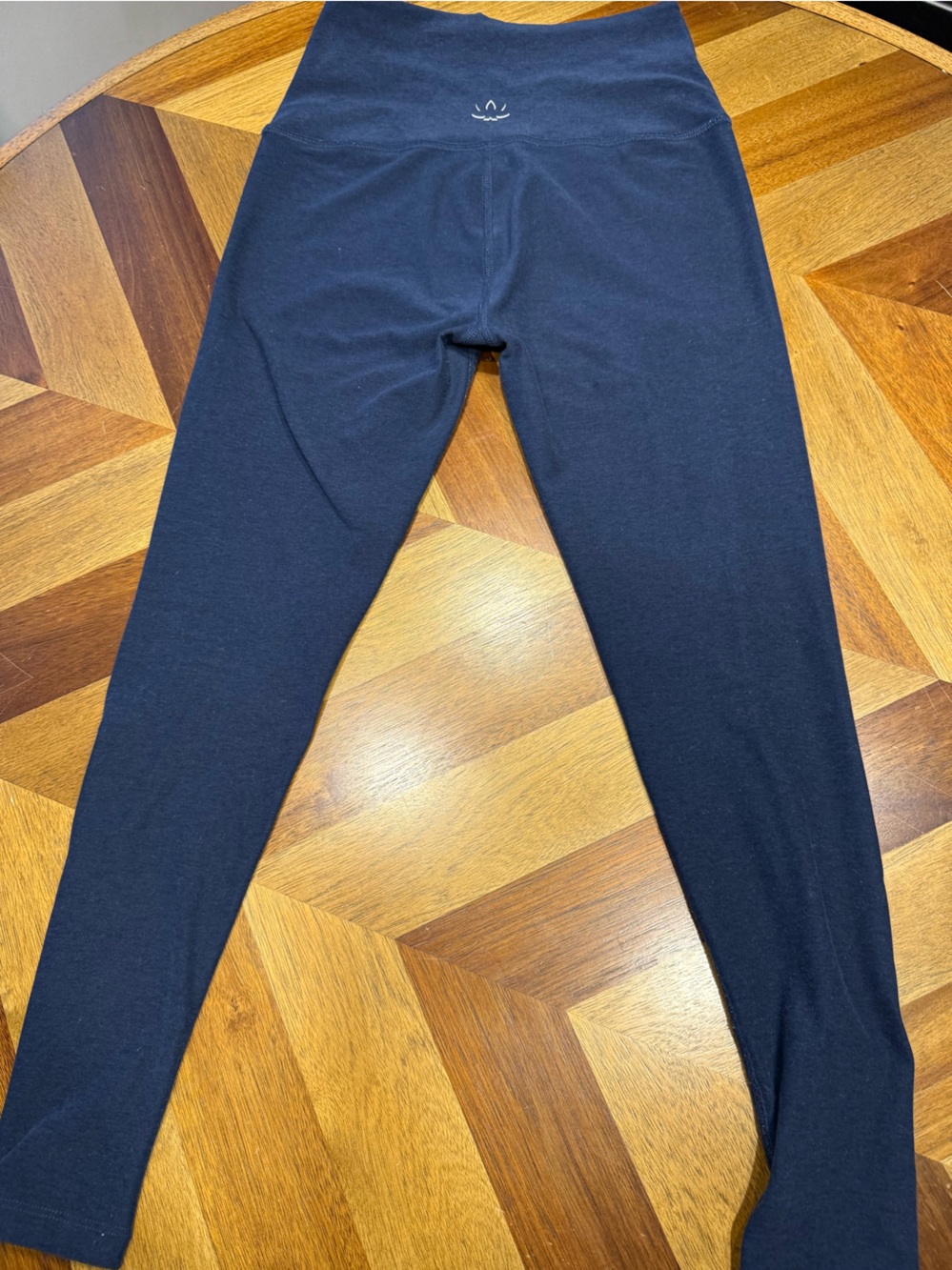 Beyond Yoga Spacedye™ Mid-Rise Legging Nocturnal Navy size medium - Picture 2 of 10